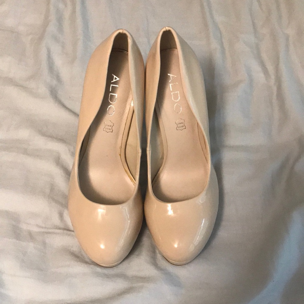 Aldo pumps nude size 7